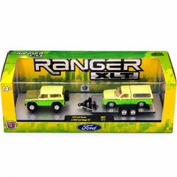M2 Machines 1976 Ford Bronco & 1995 Ford Ranger XLT Die-Cast Set
