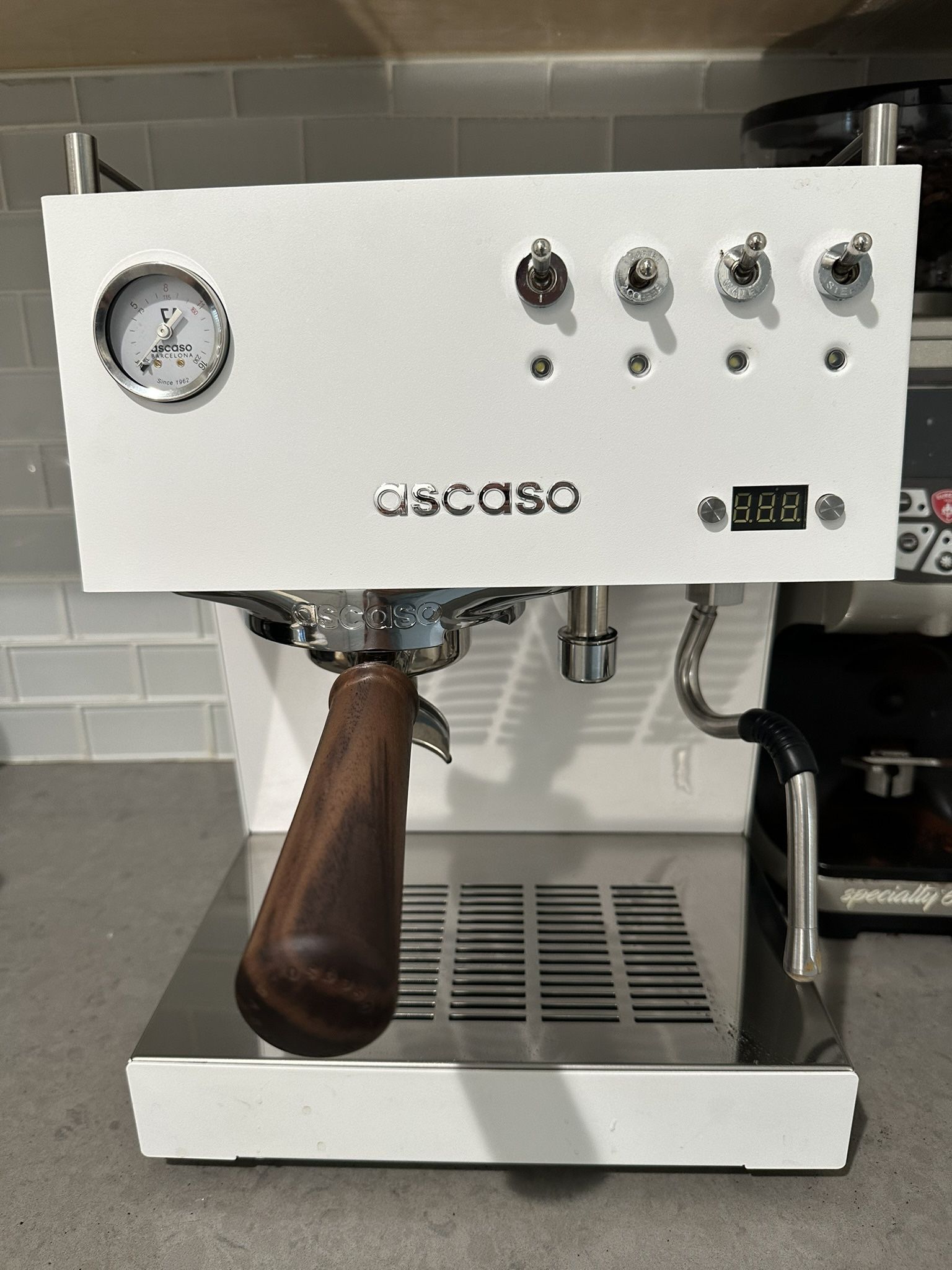 Ascaso Steel Duo V2 PID Espresso Dual Boiler White coffee machine Like New