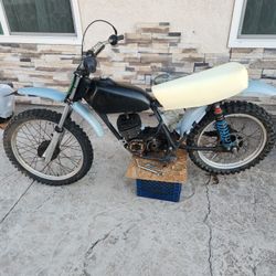 1974 Elsinore Cr125 Roller.