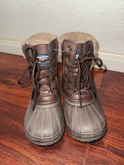 Nautica Duck Boots with Faux Fur Lining Boys size 2