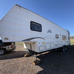 2003 5th Wheel Toy Hauler