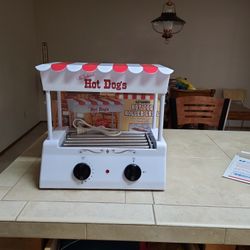 New Old Fashion Hot Dog Roller Grill