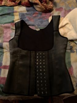 Latex vest yourcloset1