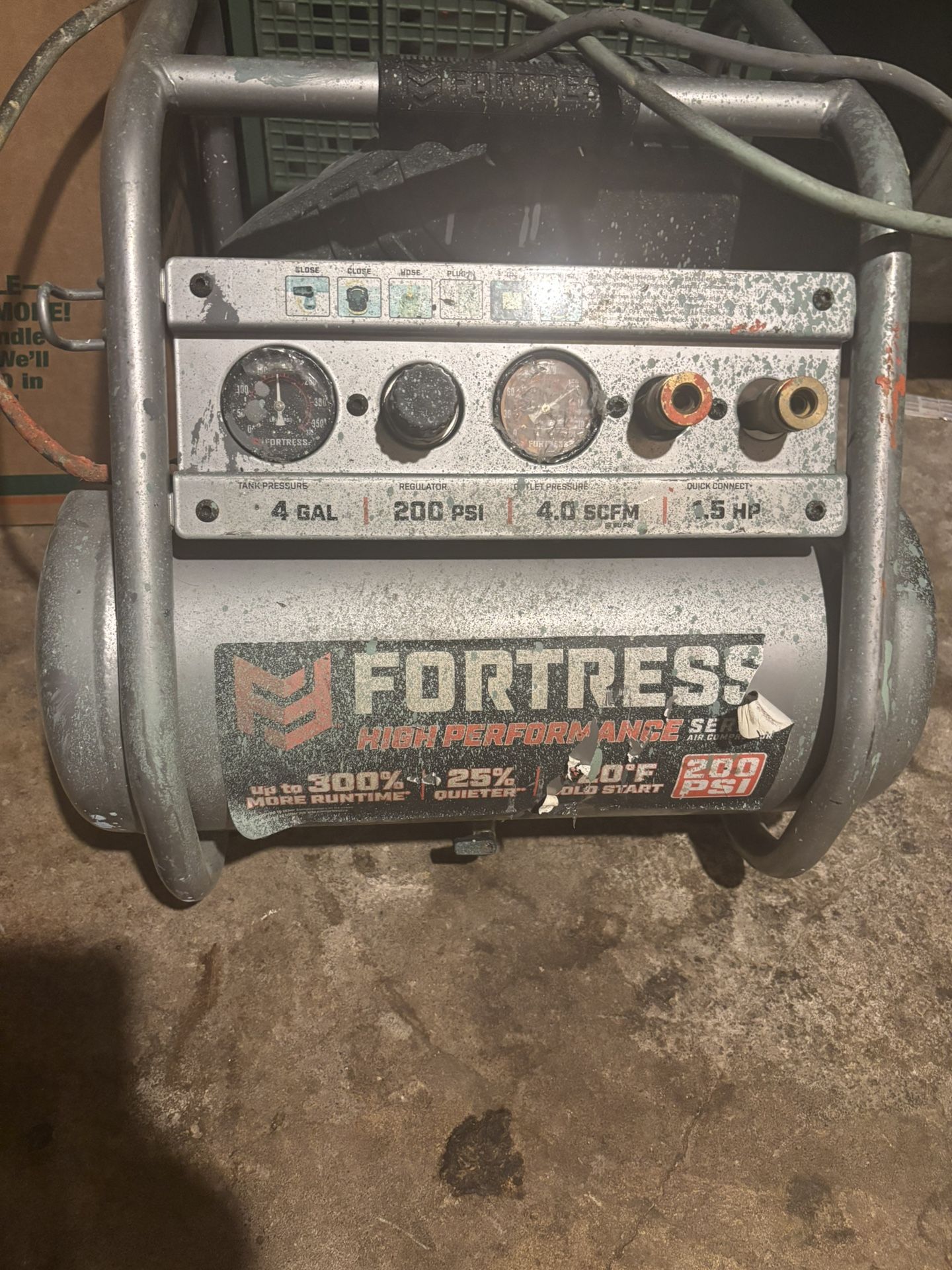 Fortress 4 Gallon, 200 Psi High Air Compressor 