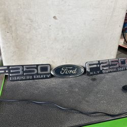 Ford F250 F350 Emblem