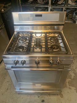 Gas stove Frigidaire good condition 5 burners 90 dias de Garantia Estufa gas Frigidaire buenas Condiciones 5 Kemadores 90 dias de Garantia