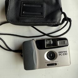 Pentax PC-330 35mm Film Camera Point and Shoot Built-In Flash 26mm Lens 