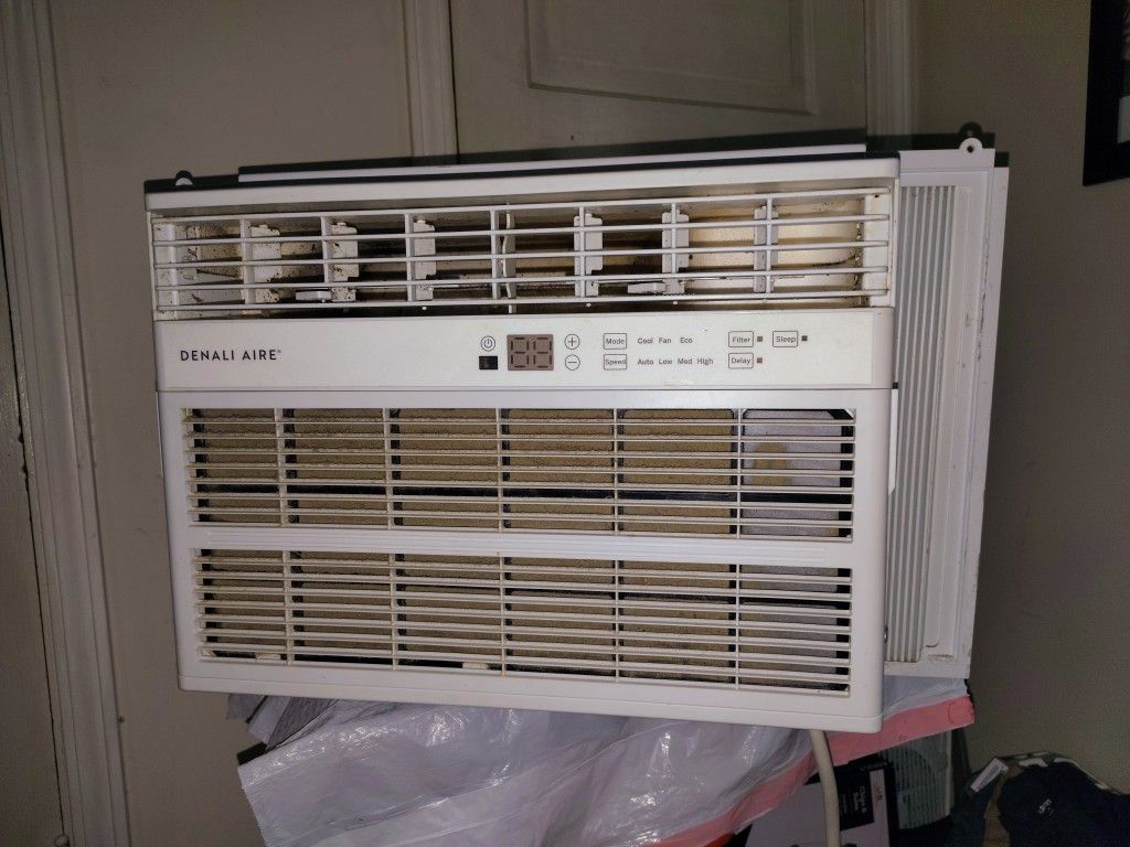 Denali Aire 10000 BTU Air conditioner unit