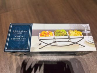 Beekman Home 3-Bowl Serving Set with Metal Stand