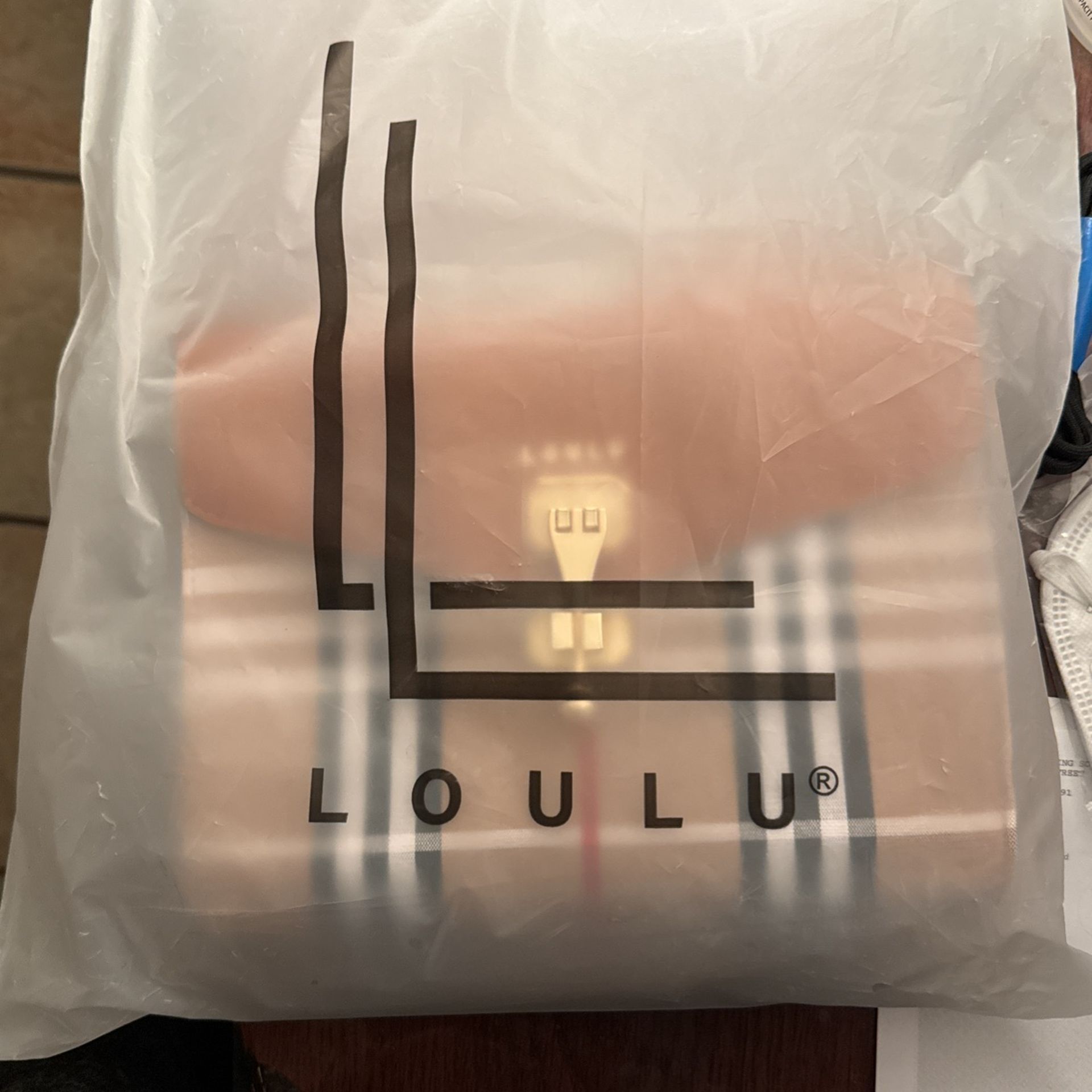 Loulu Purse