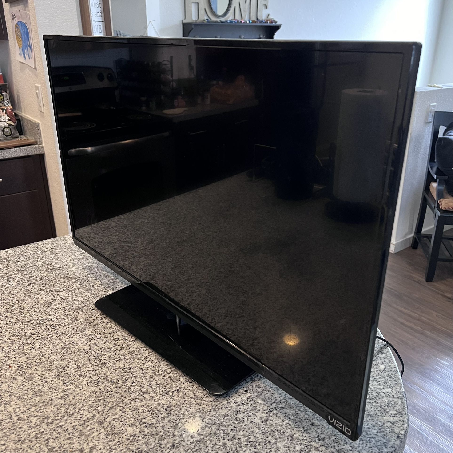 25 Inch 1080p Vizio TV