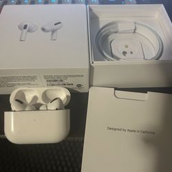 Airpods 2 Gen Brand New (Accepting Offers)
