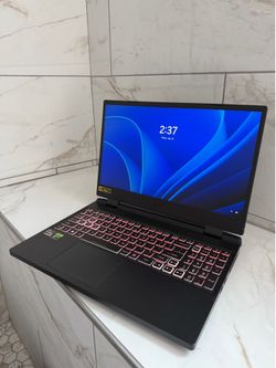 RTX 3070ti | Ryzen 7 6800H | 32GB DDR5 | 2TB SSD | Acer Nitro V
