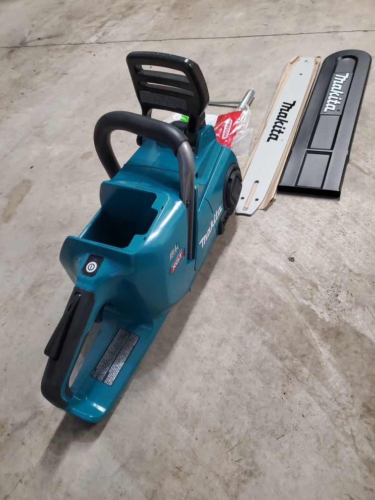 New Xgt 40v 18inch Chainsaw Makita