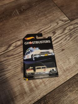 Hot Wheels Ghostbusters Ecto-1 Die-Cast Car