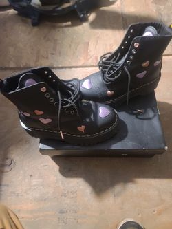 Dr. Martens Size 7 Black Lapstone Sinclair Satin Hearts
Platform Boots Leather Valentine's Day