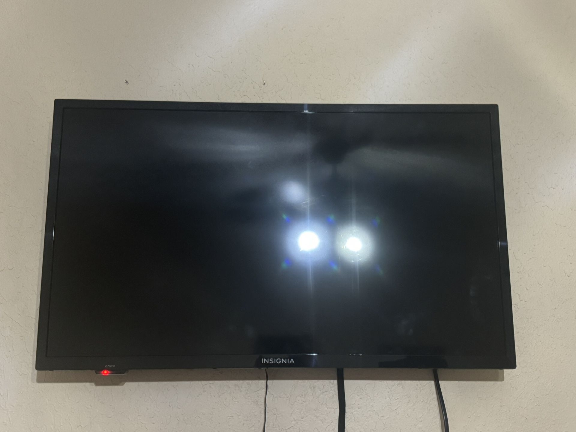 Insignia 32 Inch Smart Roku TV