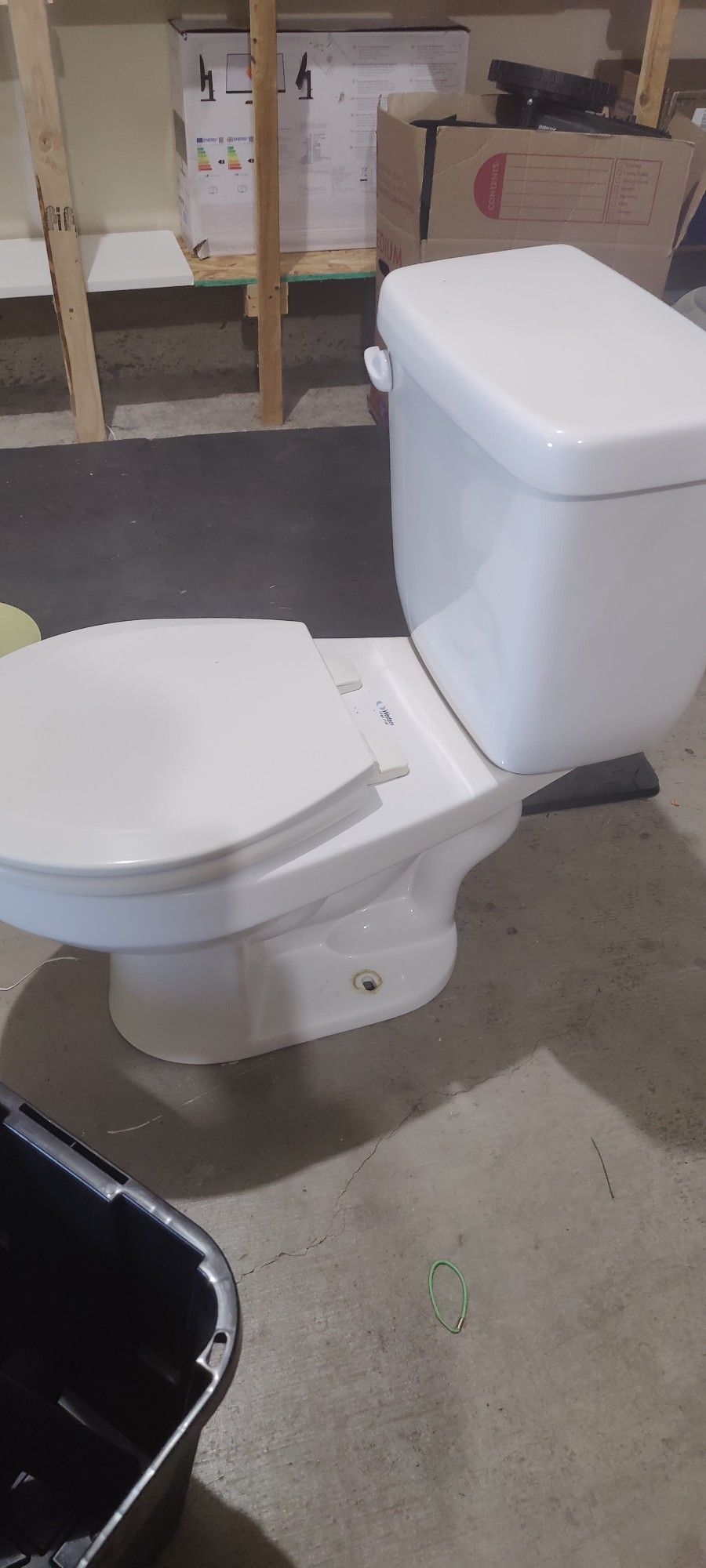 Free Round Bowl Toilet