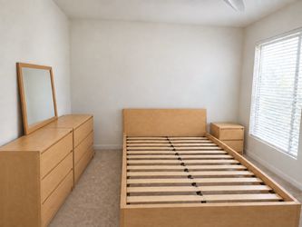 5-piece IKEA Malm Bedroom Set