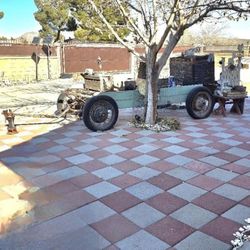 VINTAGE YARD ART ITEM