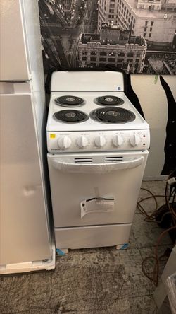 Hotpoint 20 inch electric stove