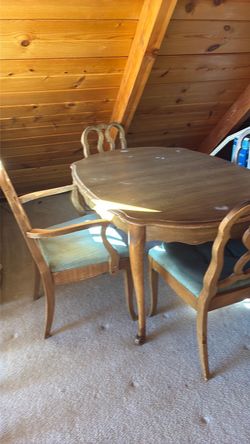 Wood table and 5 chairs