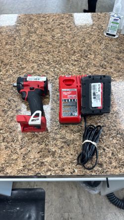 Tools wrench Milwaukee 2855-20