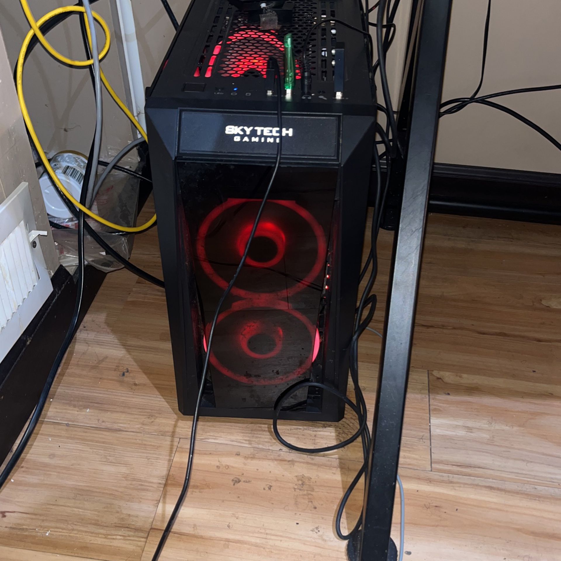 Gaming Pc And 2 144hz Monitors 24inch For Sale