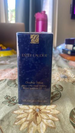 Estée Lauder Double Wear Sheer Long-Wear Makeup SPF 19