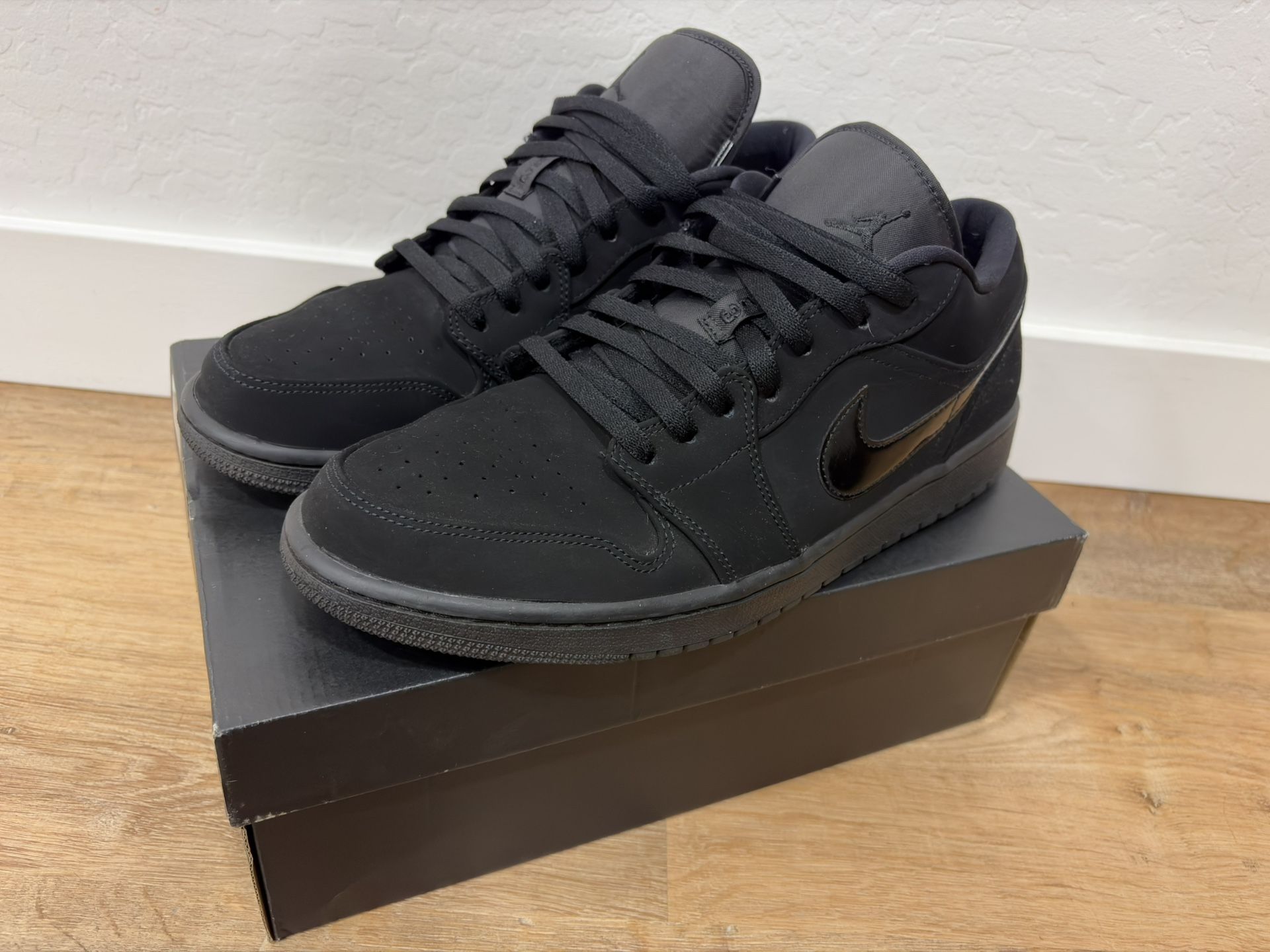 Jordan 1 Low men’s size 13