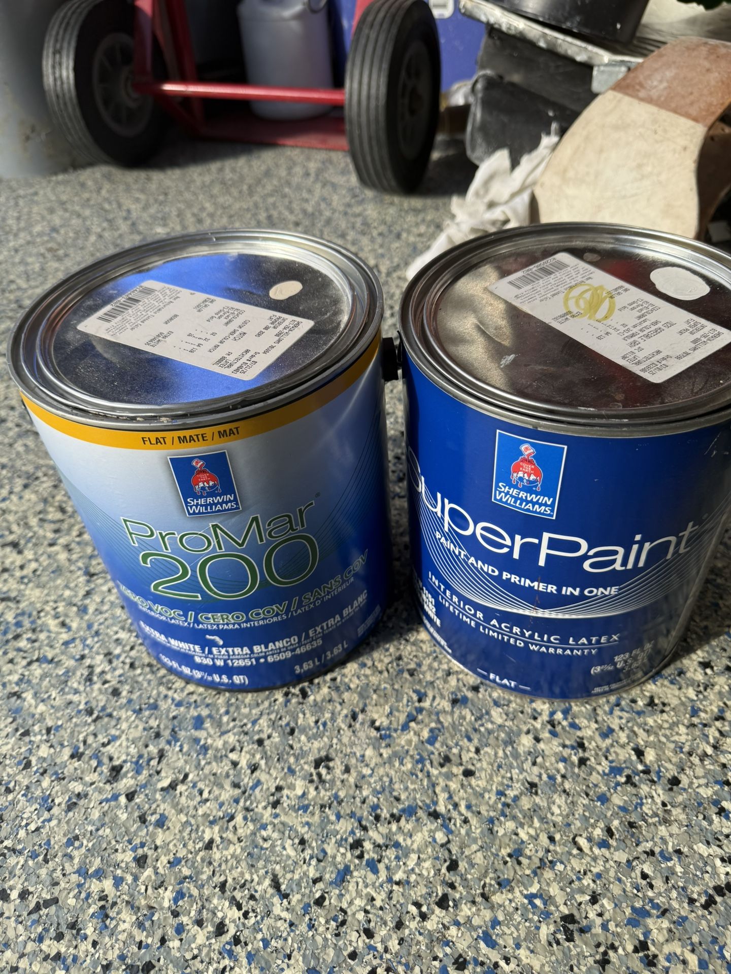 2 Galons Painting Flat.