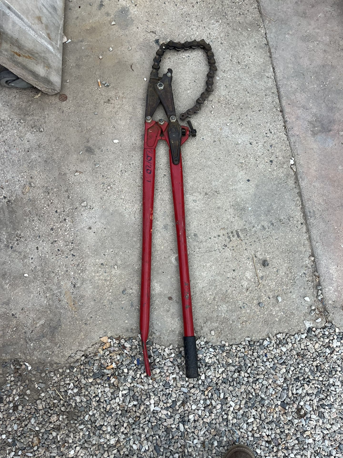 Clay Pipe, Cast Iron Cutters