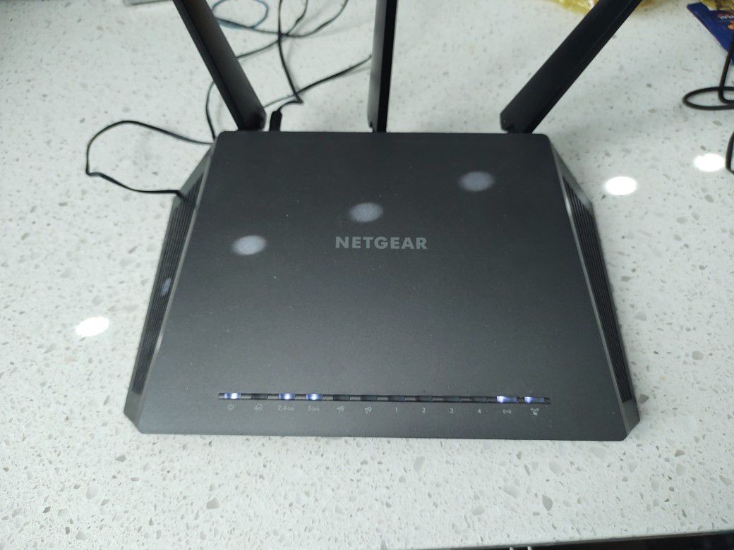 Netgear Nighthawk AC1900 Smart WiFi Router R7000 