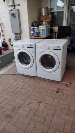 Stackable Washer Gas Dryer 