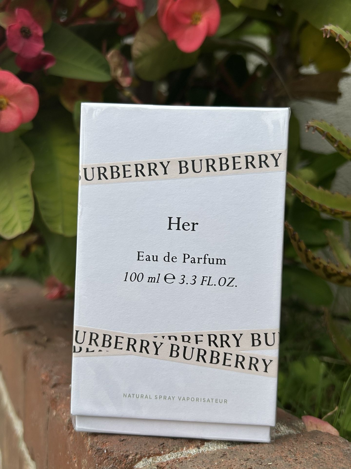 Burberry Her Perfume 