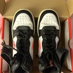 Court Borough Mid 2 ( GS)