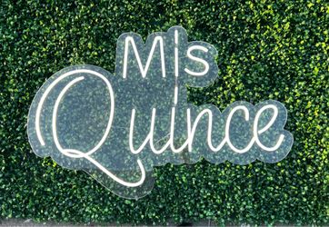 Quinceañera Decoration neon sign