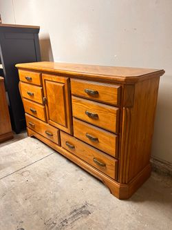 Free Dresser