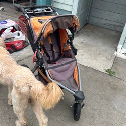 Stroller 