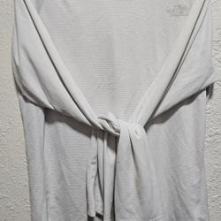 North Face Sunriser Hoodie, Men's lightweight performance layer designed for activities like trail running and outdoor exploration in sunny conditions