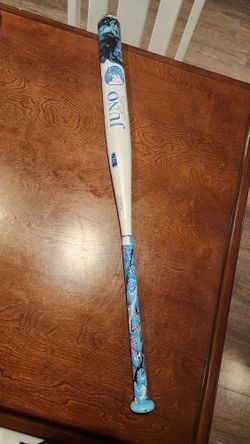 2023 Juno Vanquish 25 Oz Balanced Slowpitch Softball Bat