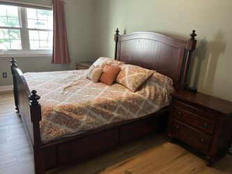 King Bedroom Set