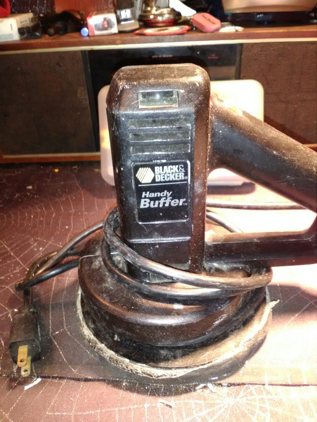 Black and Decker buffer 120 v