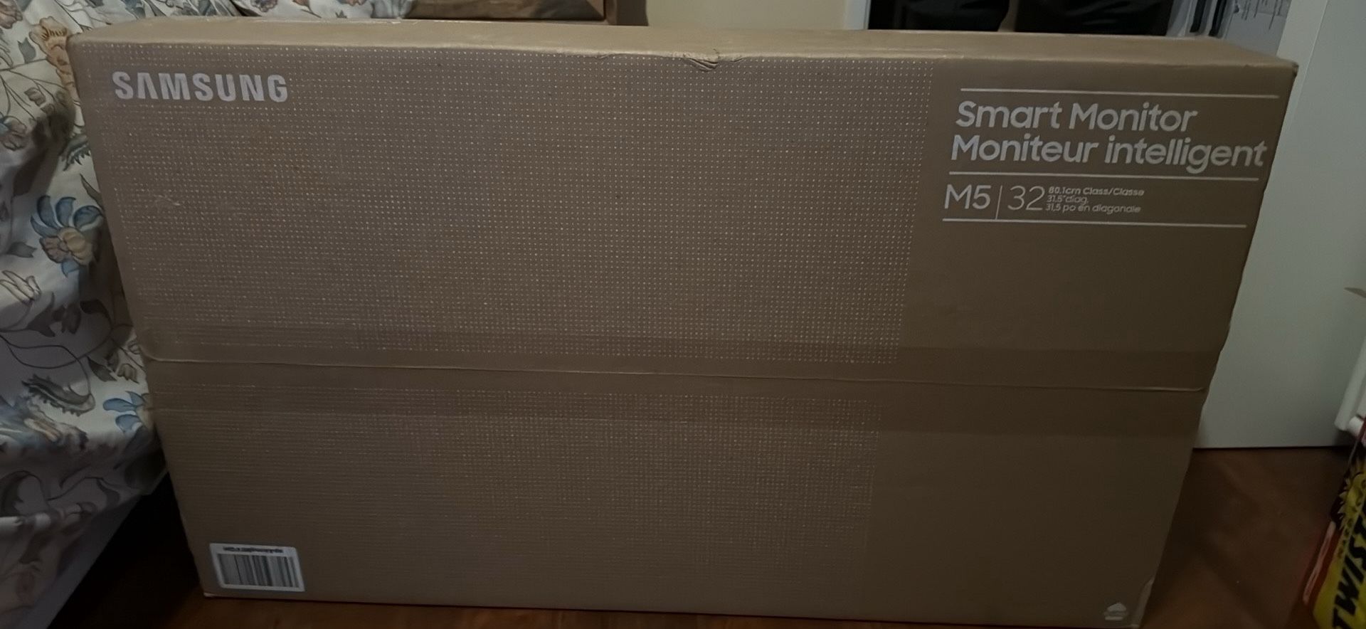 SAMSUNG: 32’ SMART Monitor