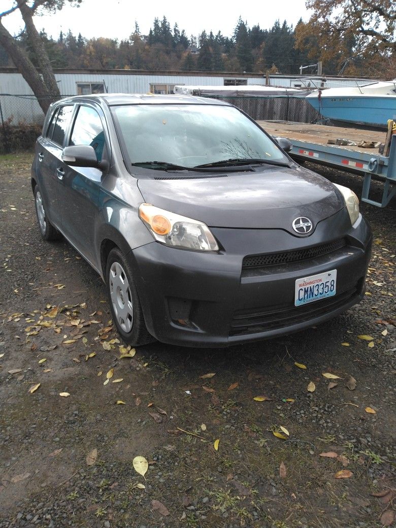 2013 Toyota Scion xD