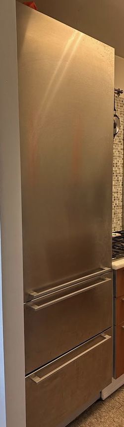 SubZero Fridge Double Freezer 