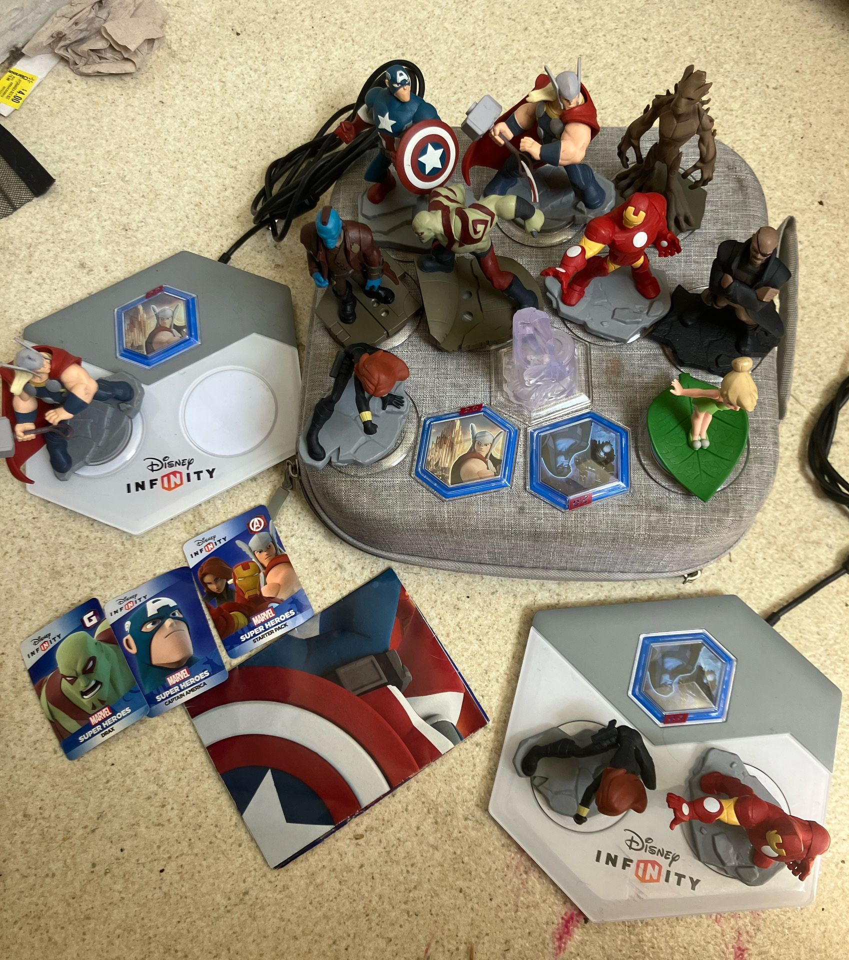 DISNEY MARVEL INFINITY 2.0 Gaming Lot