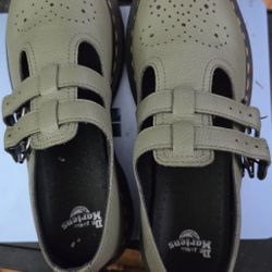 Dr Martens 