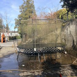Spring free Trampoline