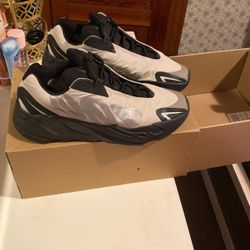 Bone 700